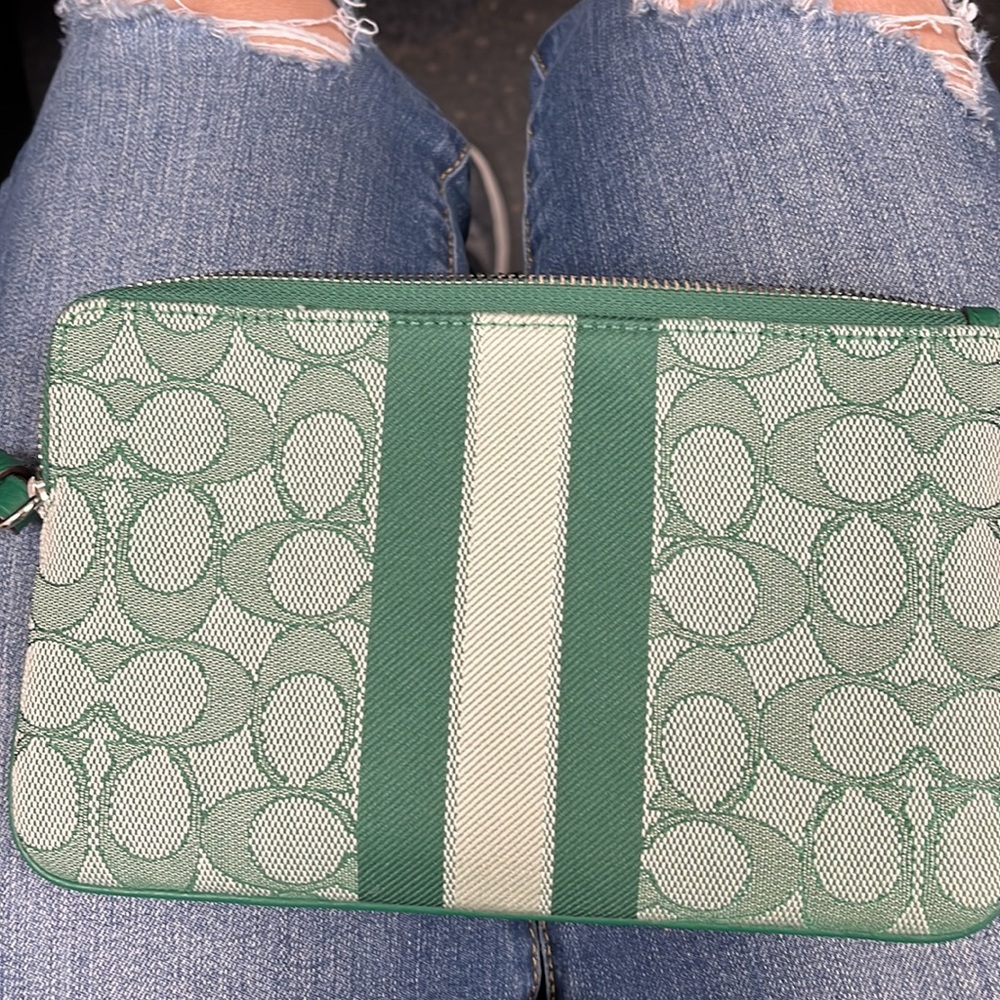 Coach jacquard wristlet - Picture 5 of 5